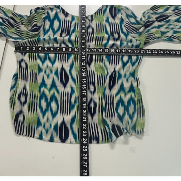 Chicos Top Womens Large 2 Blue Green Colorful Ikat Back Detail Bell Sleeve Rayon - Picture 6 of 11